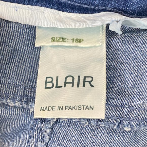 Blair Petite Demin Capris - Picture 5 of 6